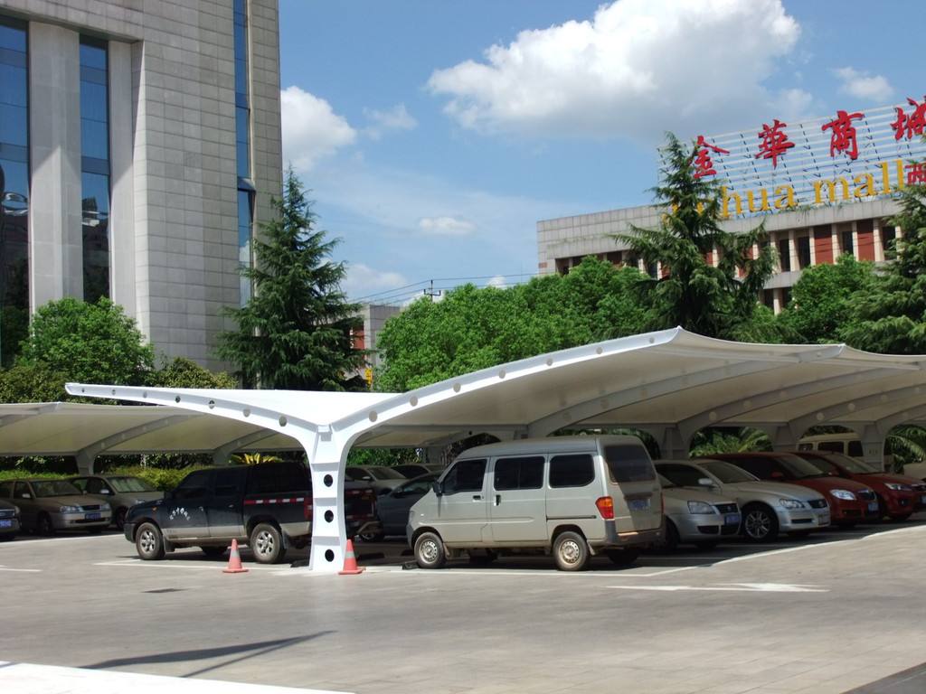 膜結(jié)構(gòu)汽車(chē)棚